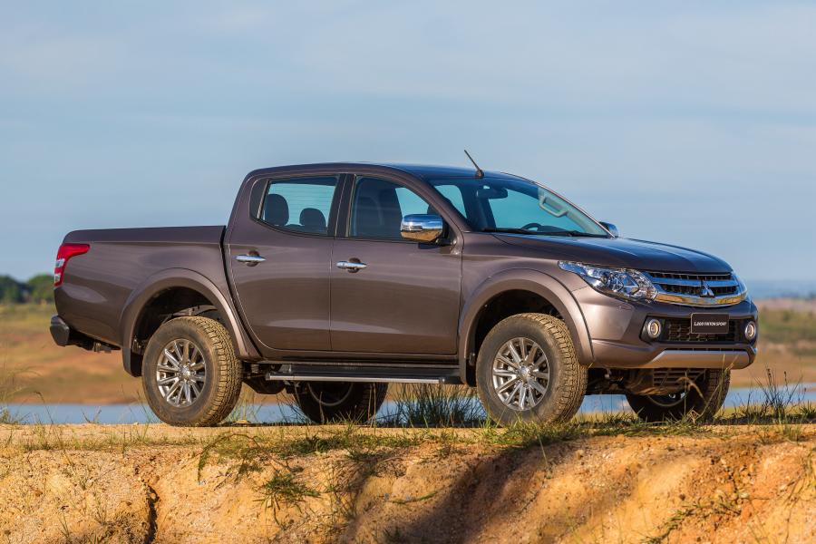 Mitsubishi L200 Triton Sport HPE-S (LA) '2018